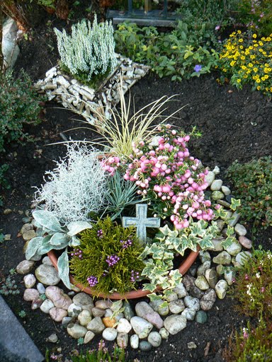 Graves in Bloom in Bavaria