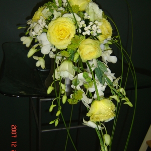 lemon rose shower bouquet