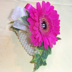 Wrist corsage