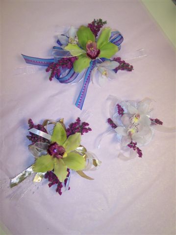 My first Glue Corsages!